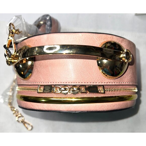 Round Pink Faux Leather Crossbody Purse Functional Clock Face Design Gold Accent - Picture 4 of 7